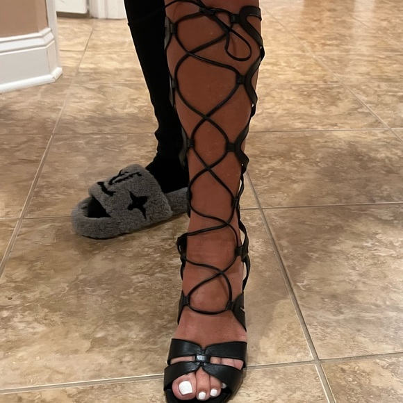 BNWT STUART WEITZMAN GLADIATOR SANDLES - Picture 5 of 12